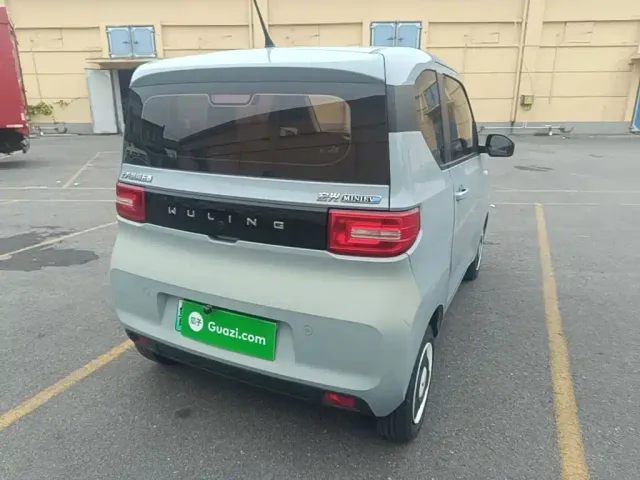 Wuling Hongguang Mini EV — Фото автомобиля 6