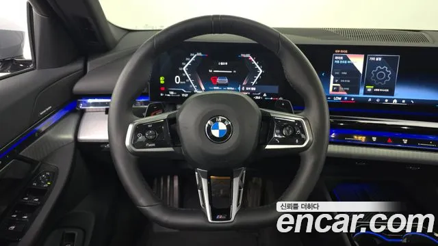 BMW 5 Series G60 — Фото автомобиля 19