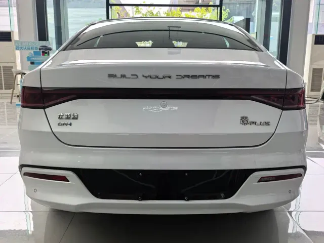 BYD Qin PLUS — Фото автомобиля 3
