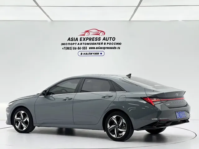 Hyundai Elantra — Фото автомобиля 4