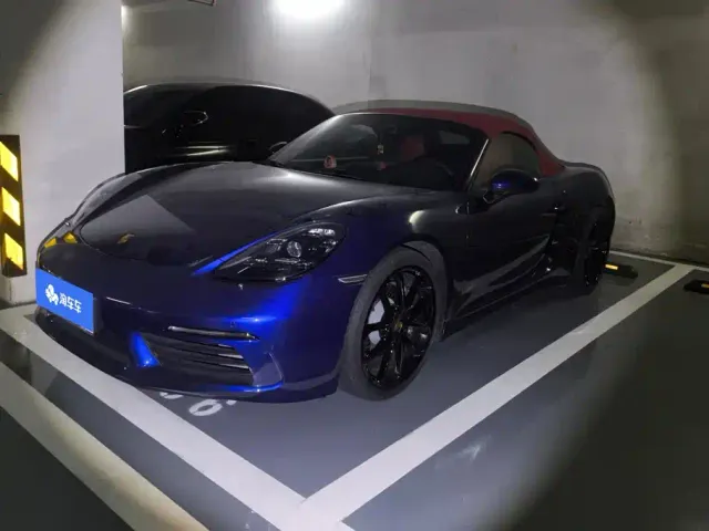 Фотография автомобиля — Porsche 718