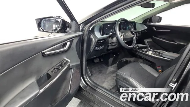 Kia EV6 — Фото автомобиля 15
