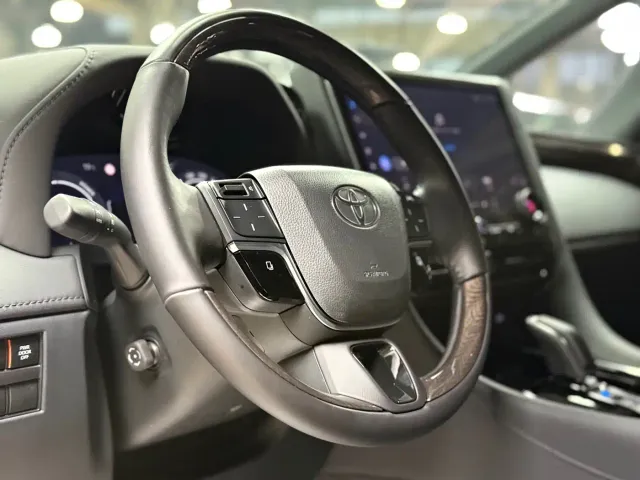 Toyota Alphard — Фото автомобиля 7