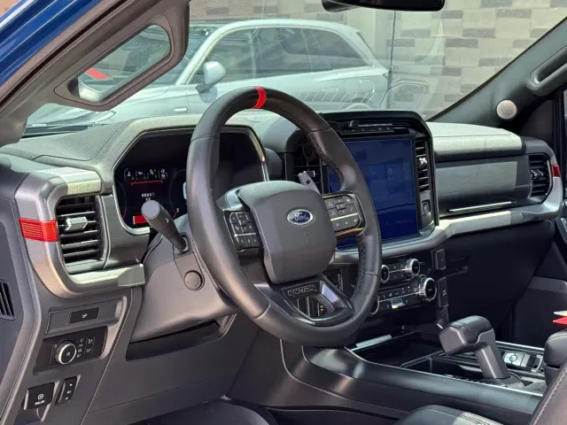 Ford F-150 Raptor — Фото автомобиля 10