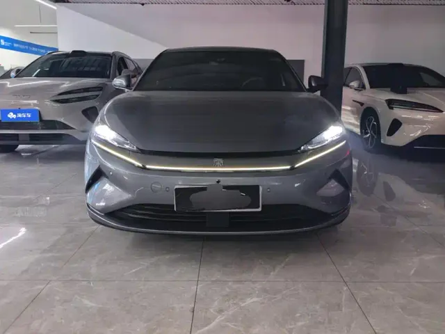 BYD Qin L — Фото автомобиля 2