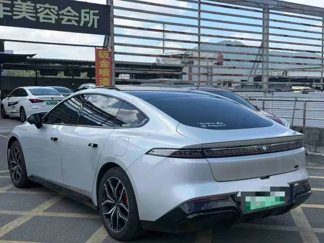 Dongfeng eπ 007 — Фото автомобиля 7