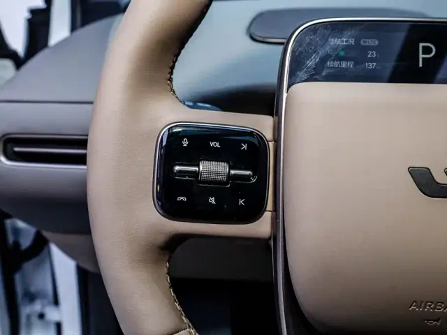 Li Auto i6 — Фото автомобиля 13