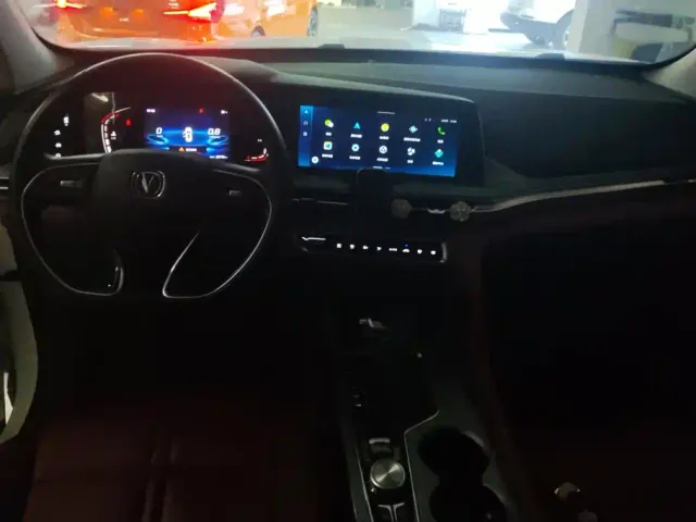 Changan CS75 Plus — Фото автомобиля 12
