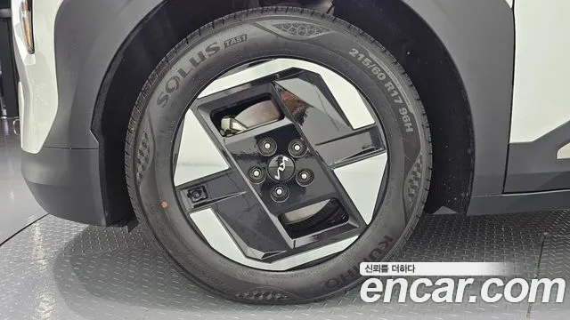 Kia EV3 — Фото автомобиля 4