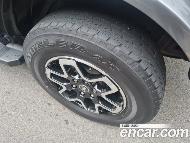 Ford Bronco 6th Gen — Фото автомобиля 17
