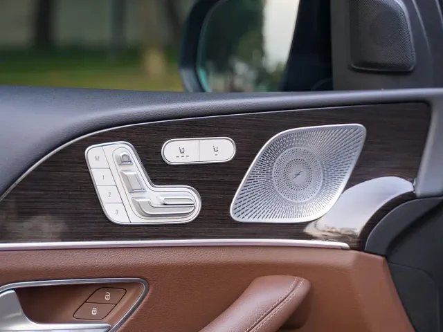Mercedes-Benz GLE-Class — Фото автомобиля 13