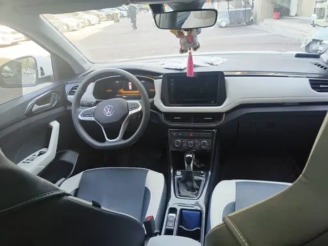 Volkswagen Tharu — Фото автомобиля 11
