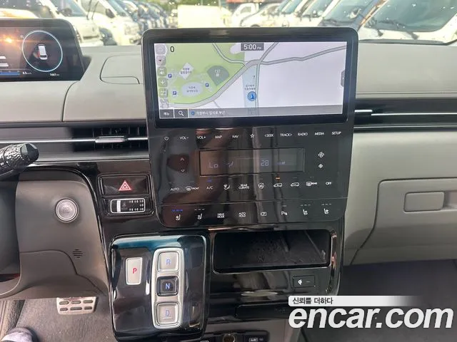 Hyundai Staria Staria 4WD Lounge 9 мест — Фото автомобиля 9