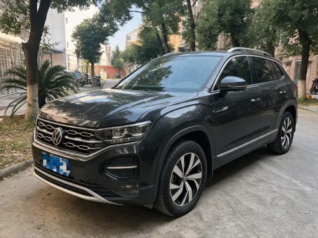 Фотография автомобиля — Volkswagen Tayron