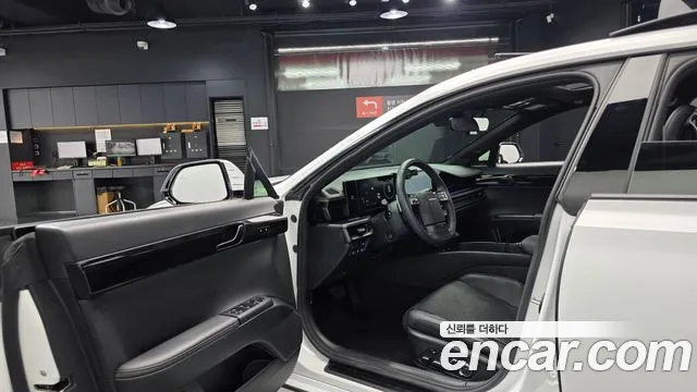 Hyundai Grandeur GN7 — Фото автомобиля 15