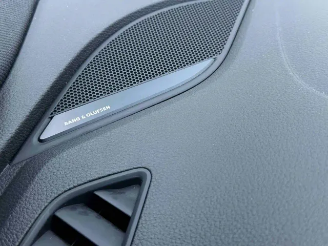Audi A4L — Фото автомобиля 4