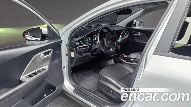 Kia Niro Niro Plus Air — Фото автомобиля 10
