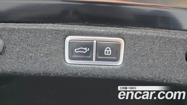 Hyundai Grandeur GN7 — Фото автомобиля 20