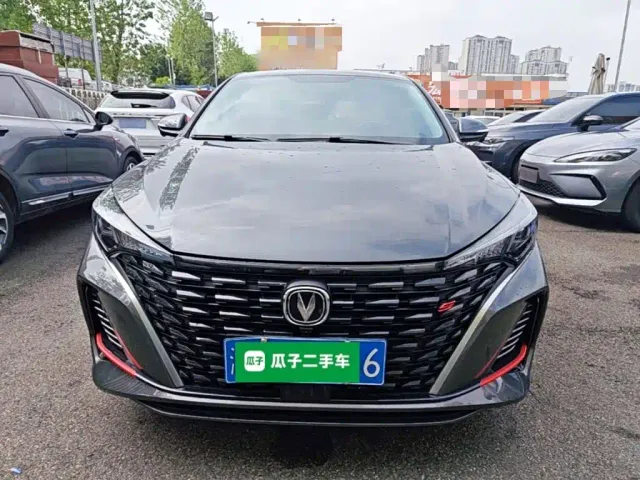 Changan Eado — Фото автомобиля 2