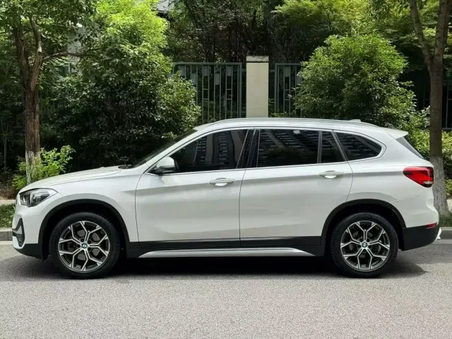 BMW X1 — Фото автомобиля 3