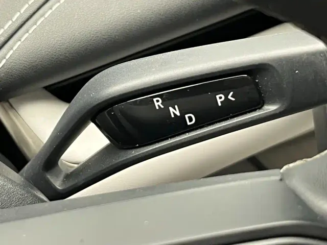 Xiaomi SU7 — Фото автомобиля 21