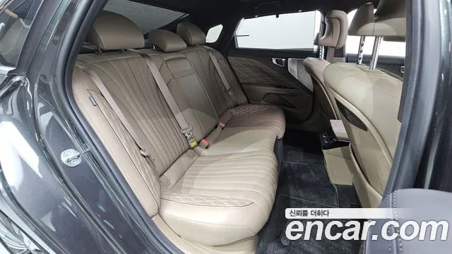 Kia K8 Hybrid — Фото автомобиля 17
