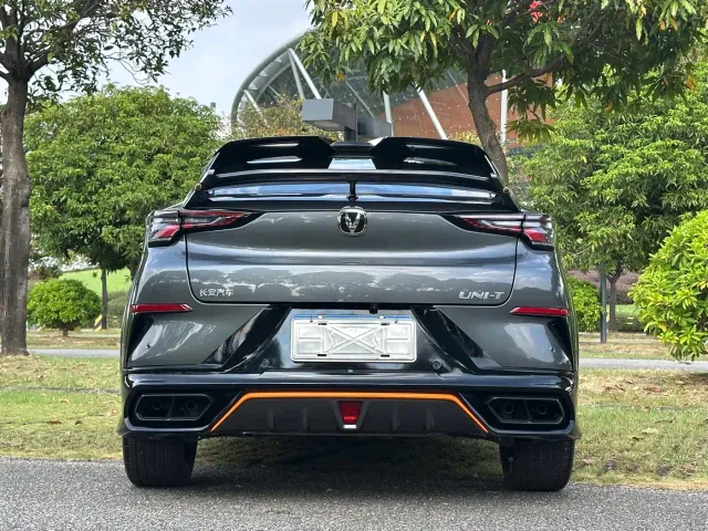 Changan UNI-T — Фото автомобиля 6