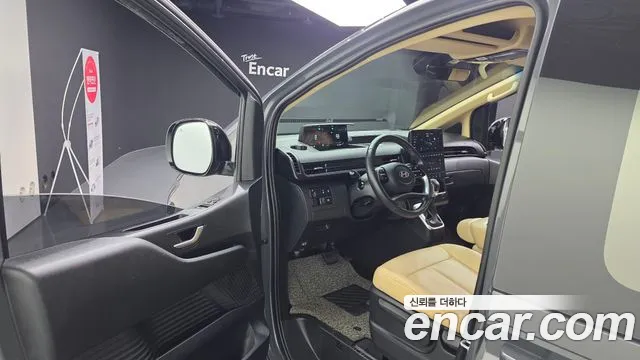 Hyundai Staria — Фото автомобиля 10