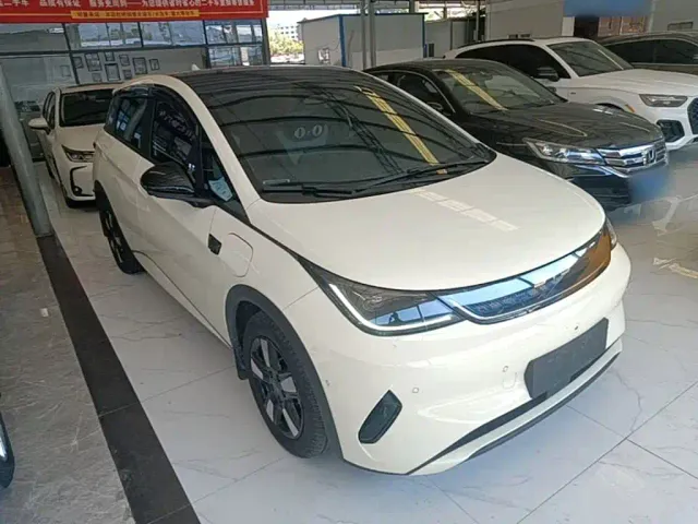 BYD Dolphin — Фото автомобиля 3