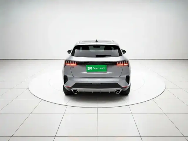 Lynk & Co 06 EM-P — Фото автомобиля 5