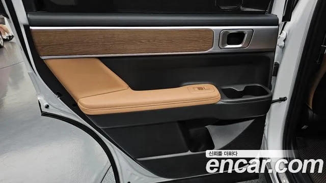 Hyundai Santa Fe MX5 — Фото автомобиля 14
