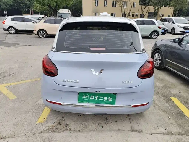 Wuling Bingo — Фото автомобиля 5