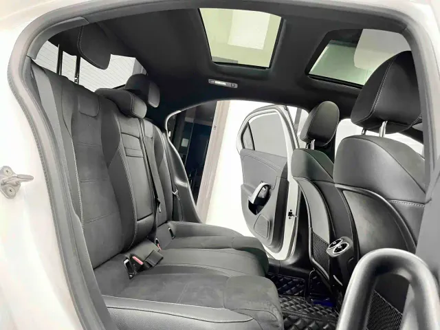 Mercedes-Benz A-Class — Фото автомобиля 6