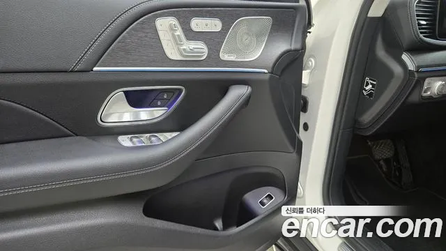 Mercedes-Benz GLE-Class — Фото автомобиля 15