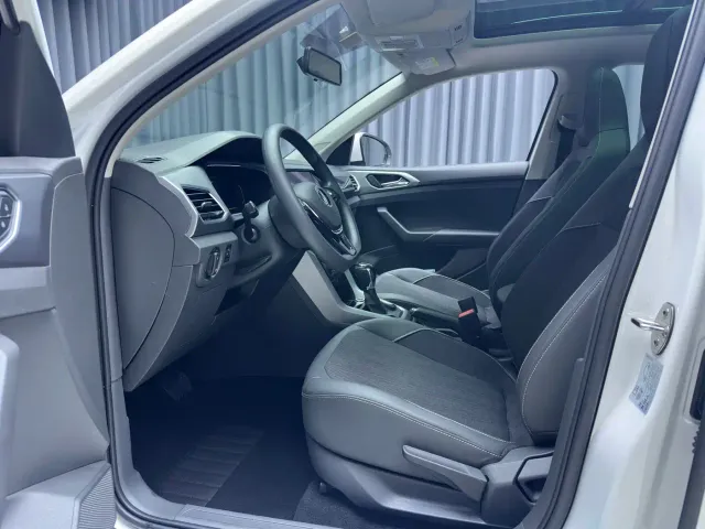Volkswagen T-Cross — Фото автомобиля 10