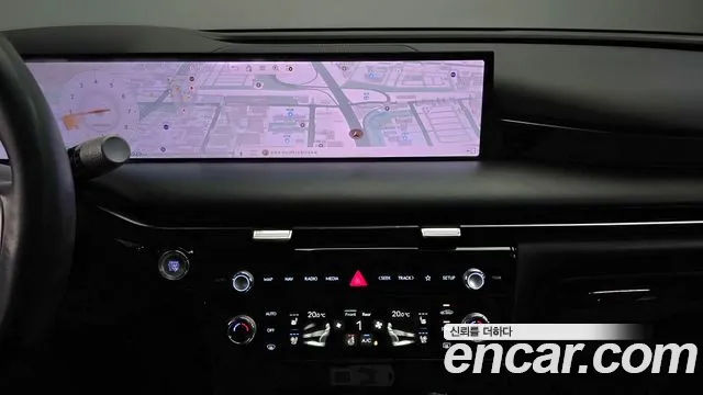 Genesis G80 Бензин 2.5 турбо AWD — Фото автомобиля 12