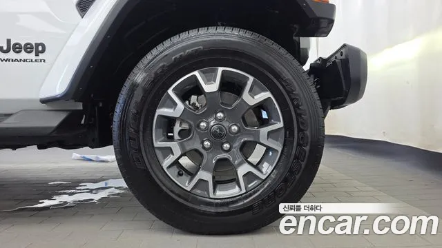 Jeep Wrangler JL — Фото автомобиля 21