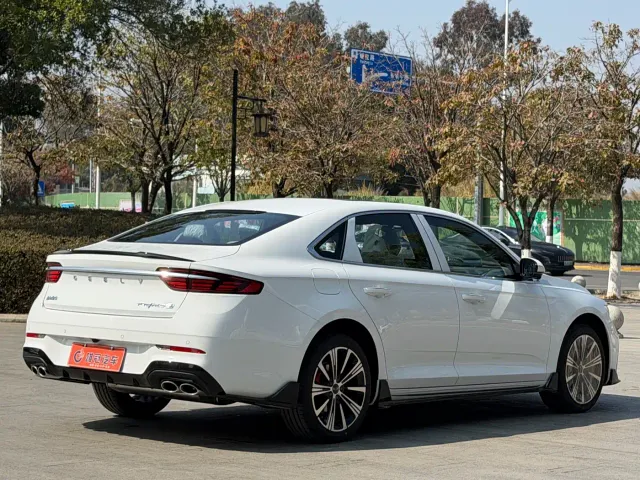 Geely Xingrui — Фото автомобиля 8