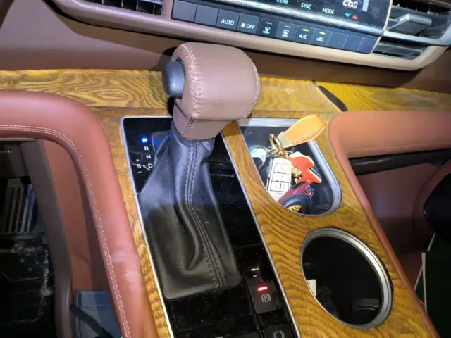 Toyota Sienna — Фото автомобиля 15