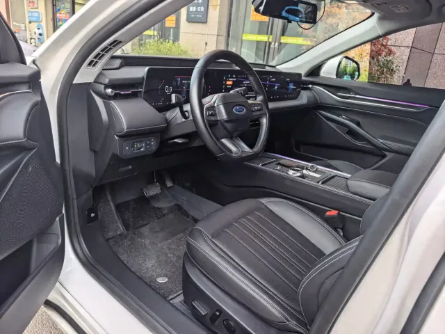 Ford Mondeo — Фото автомобиля 5