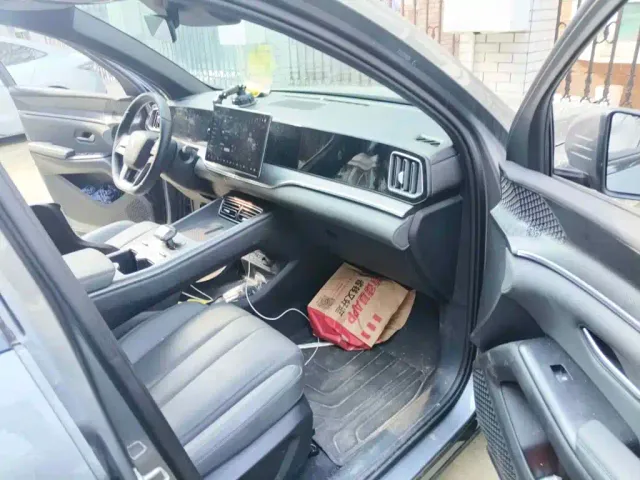 BYD Song Pro — Фото автомобиля 12