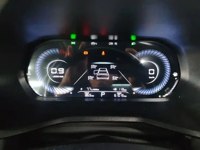Geely Emgrand — Фото автомобиля 14