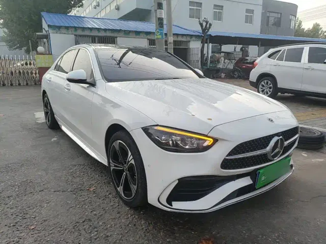 Mercedes-Benz C-Class — Фото автомобиля 3
