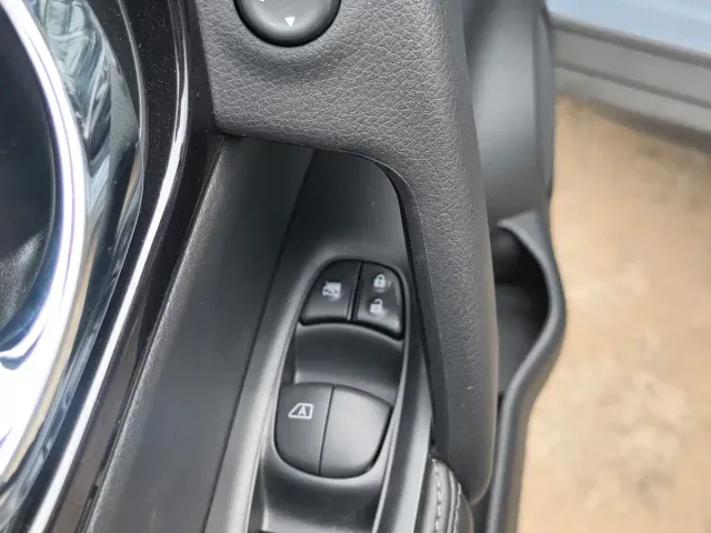 Nissan X-Trail — Фото автомобиля 14