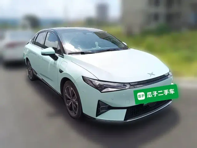 Xpeng P5 — Фото автомобиля 3