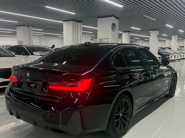 BMW 3 Series — Фото автомобиля 16