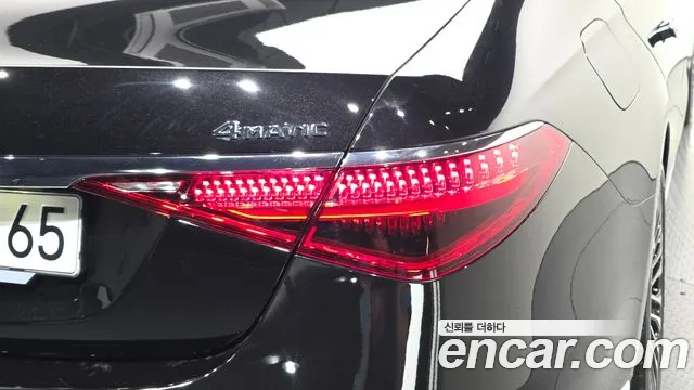 Mercedes-Benz S-Class — Фото автомобиля 21