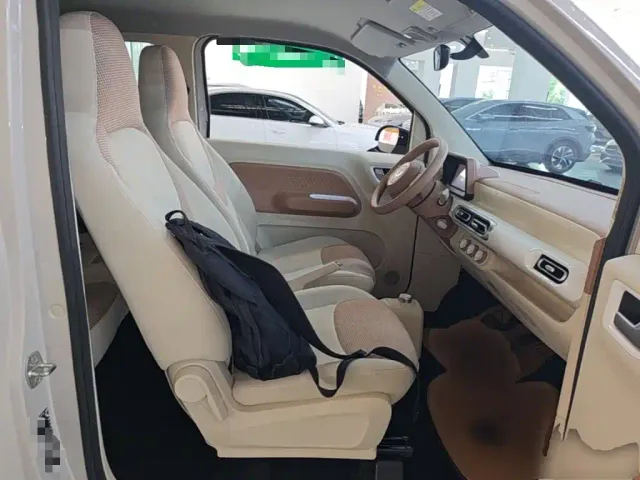 Wuling Hongguang Mini EV — Фото автомобиля 24
