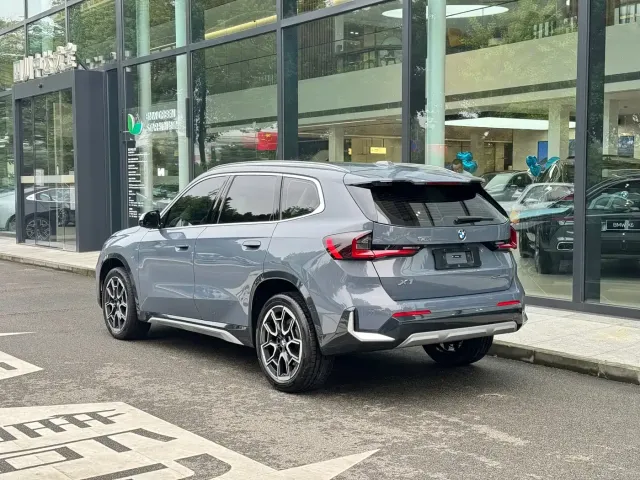 BMW X1 — Фото автомобиля 5