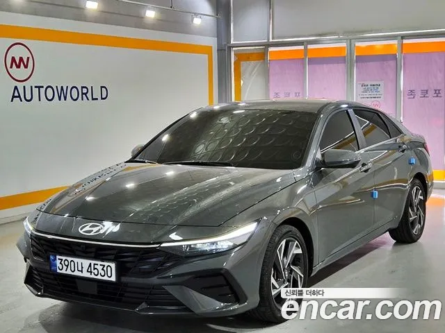 Hyundai AVANTE Inspiration — Фото автомобиля 3